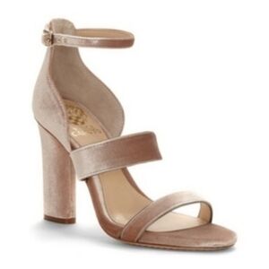 Vince Camuto Robeka Strappy heel Dress Sandals blush 9.5